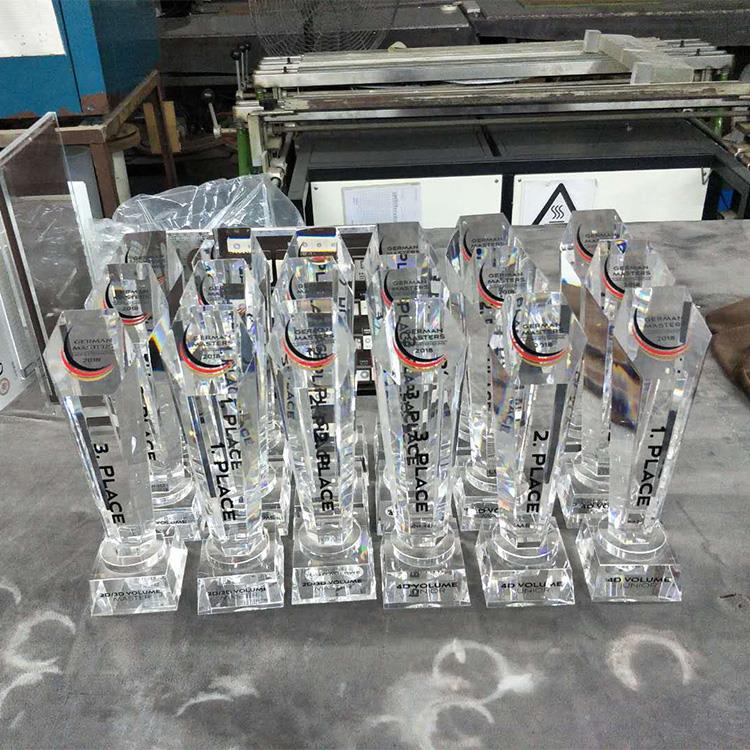 acrylic trophy2.jpg acrylic trophy2.jpg